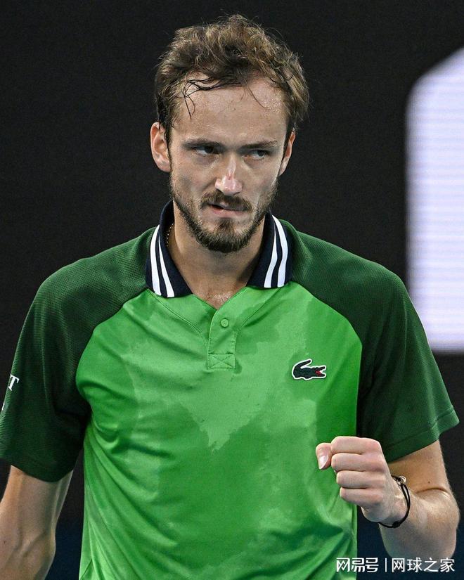 雷速体育-关于世界网球队翻盘美国网球队，梅德韦杰夫送出助攻的信息