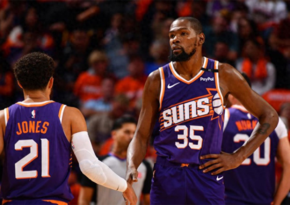 美媒披露鹈鹕内部矛盾重重，球队气氛紧张的简单介绍